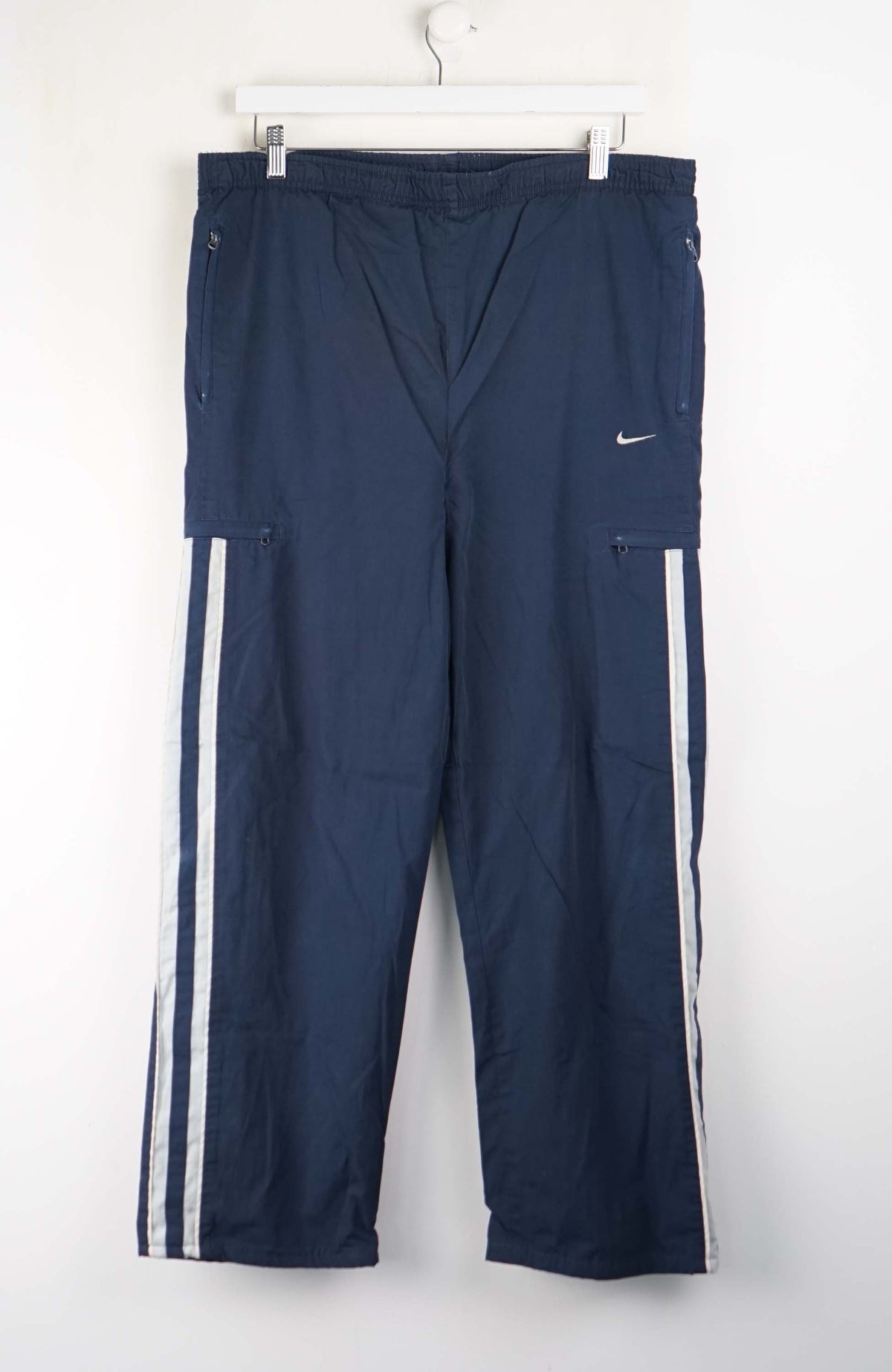 VINTAGE NIKE TRACK PANTS (XL)