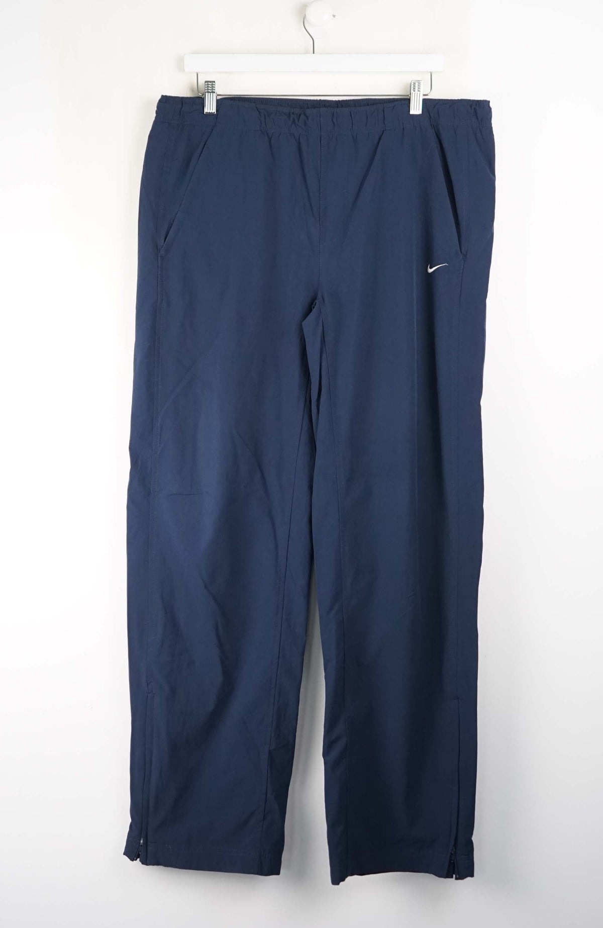 VINTAGE NIKE TRACK PANTS (XL)
