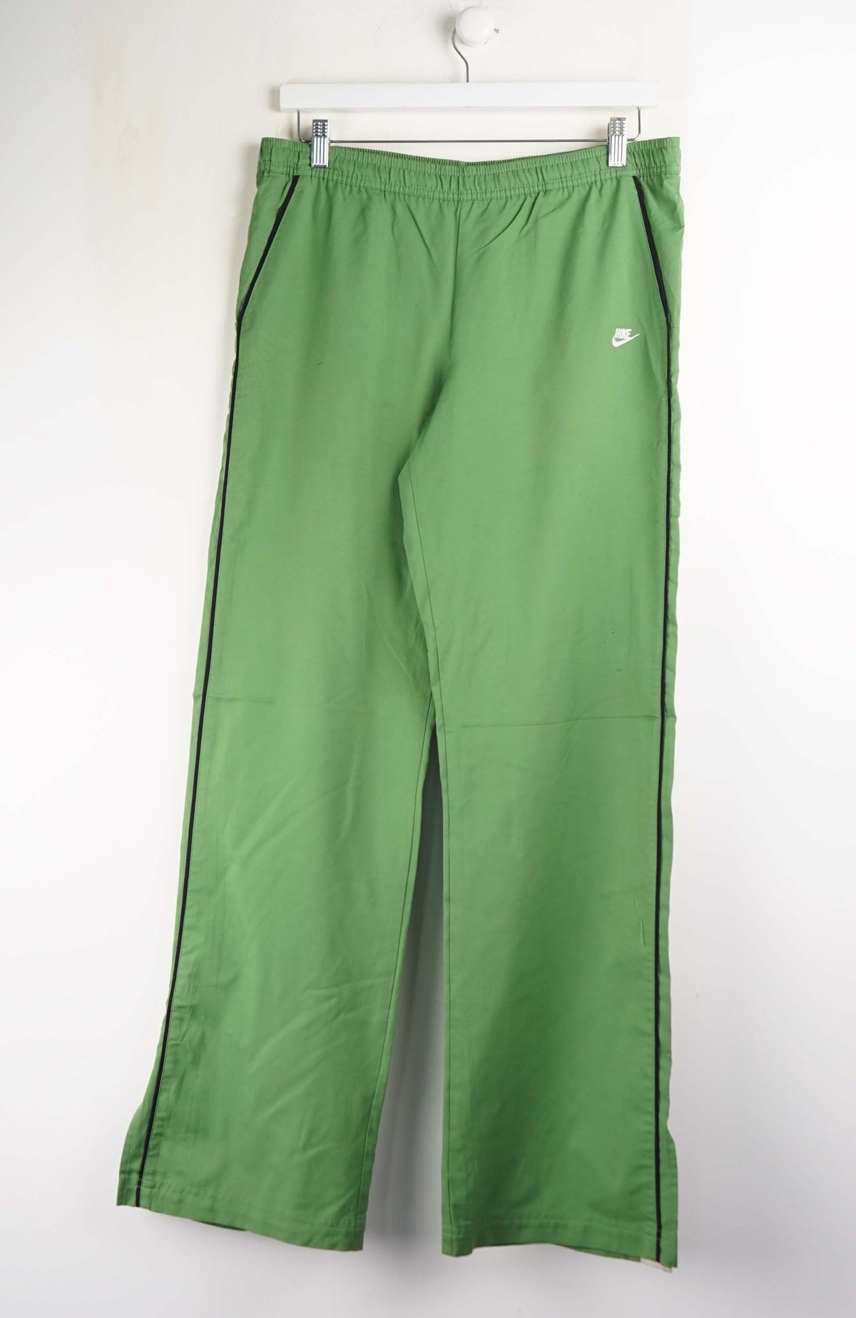 VINTAGE NIKE TRACK PANTS (XL)