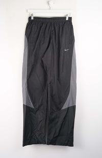 VINTAGE NIKE TRACKPANTS (M)
