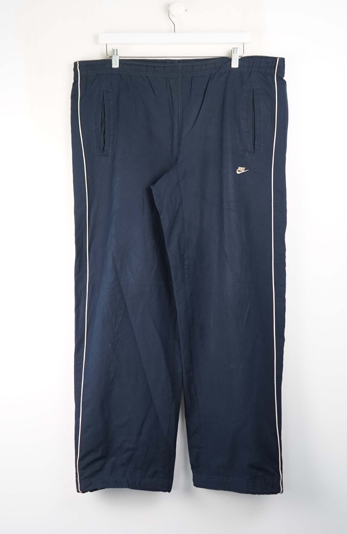 VINTAGE NIKE TRACK PANTS (XXL)