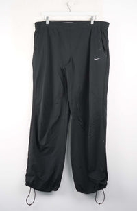 VINTAGE NIKE TRACK PANTS (XXL)