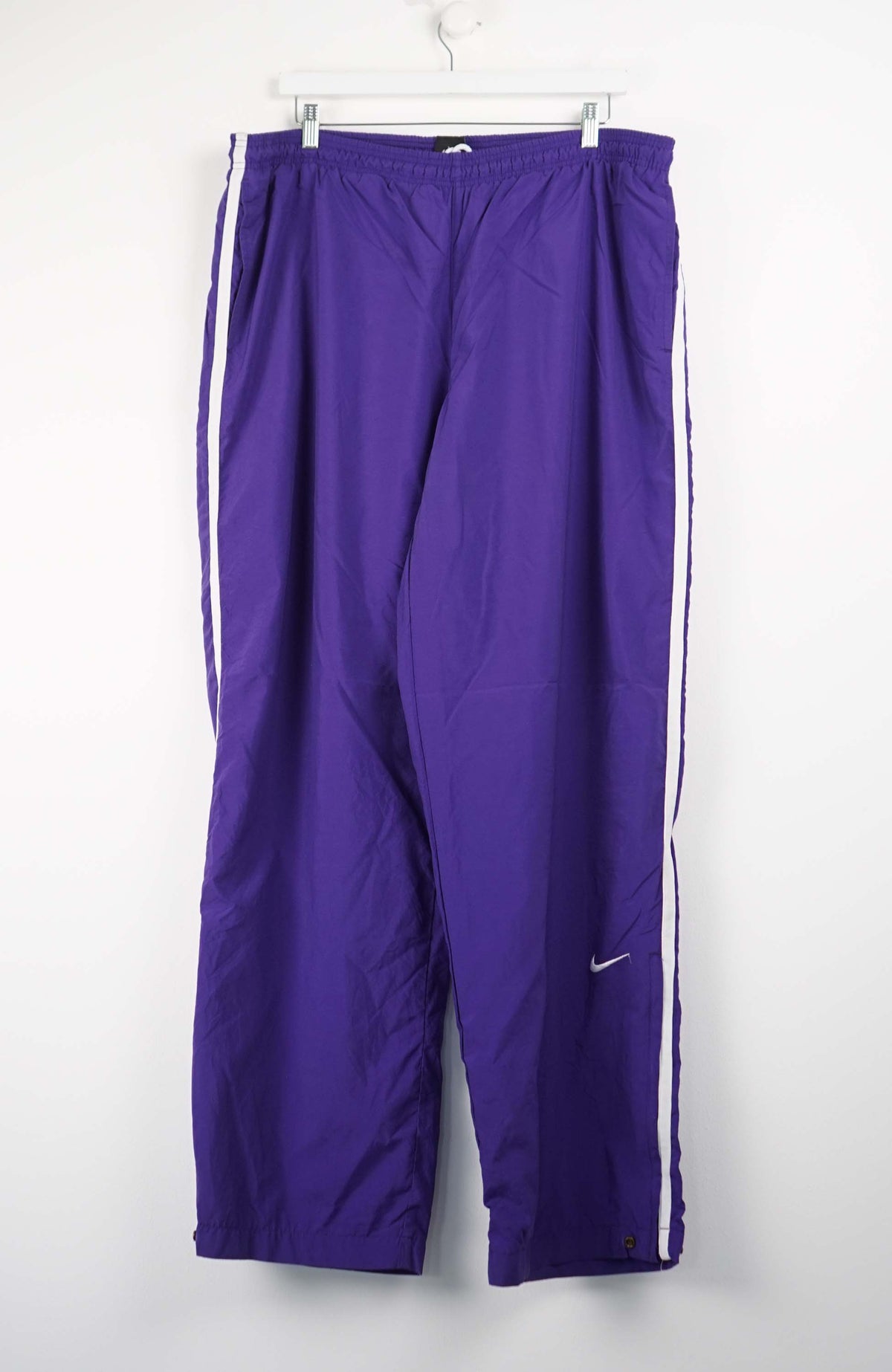 VINTAGE NIKE TRACK PANTS (XL)
