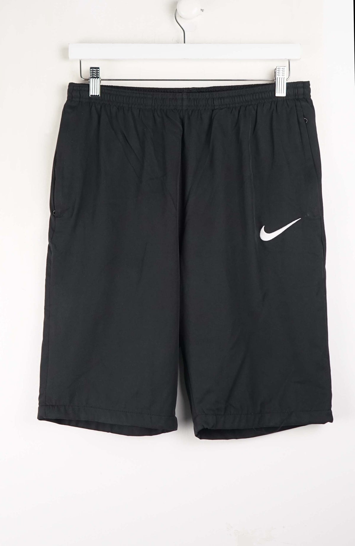 VINTAGE NIKE TRACK PANT SHORTS (M)