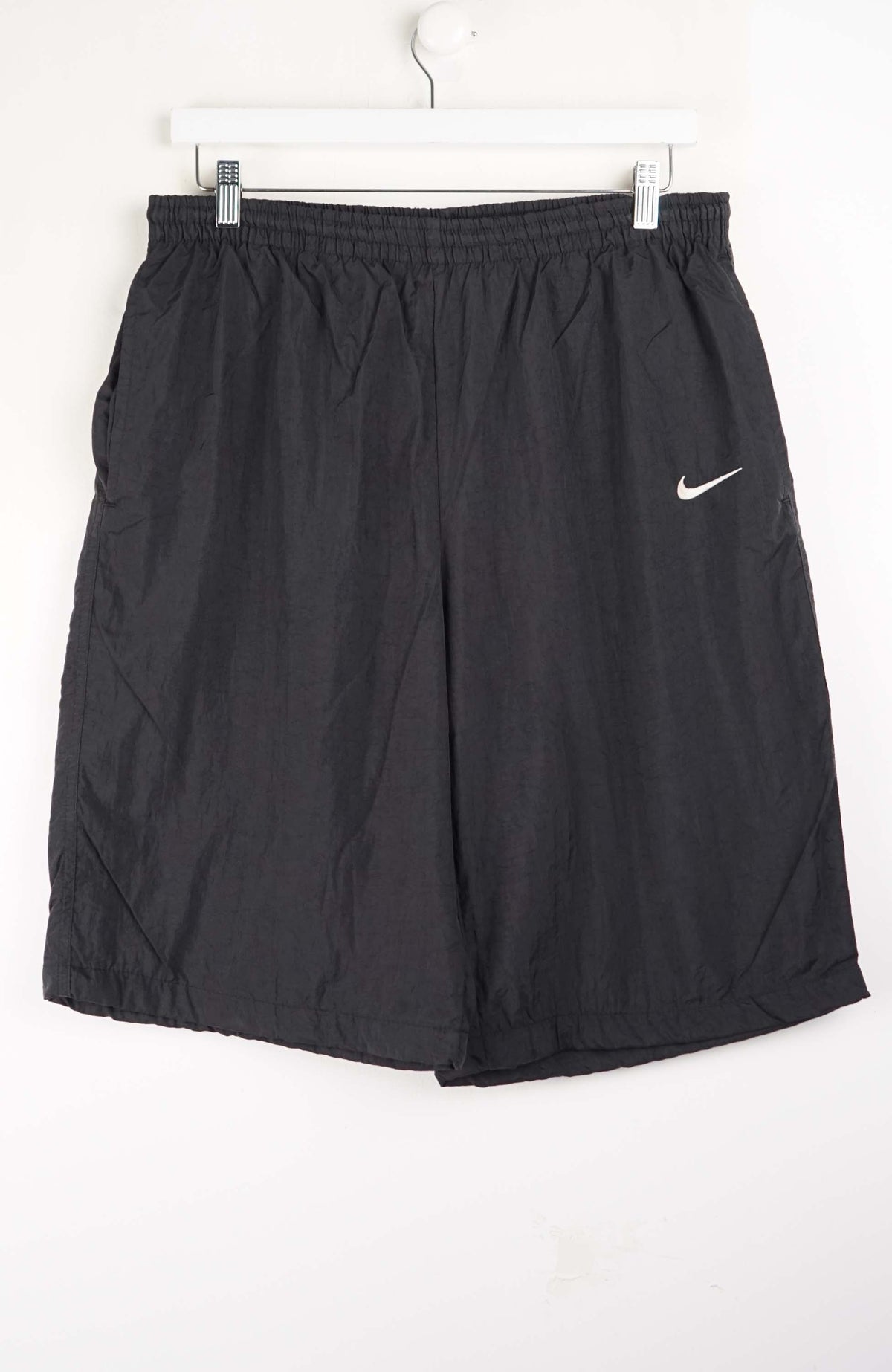 VINTAGE NIKE TRACK PANT SHORTS (M)