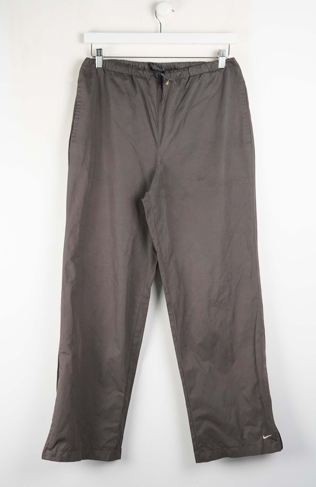 VINTAGE NIKE TRACK PANTS (S)