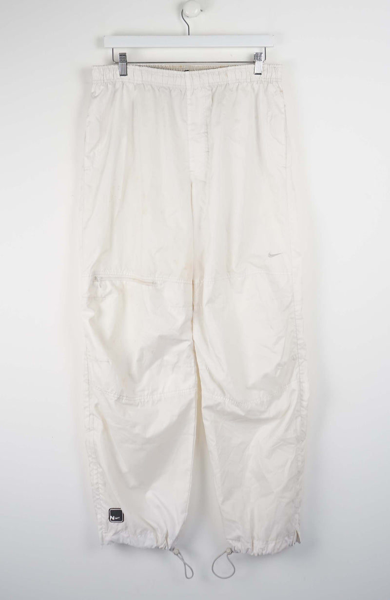 VINTAGE NIKE TRACK PANTS (L)
