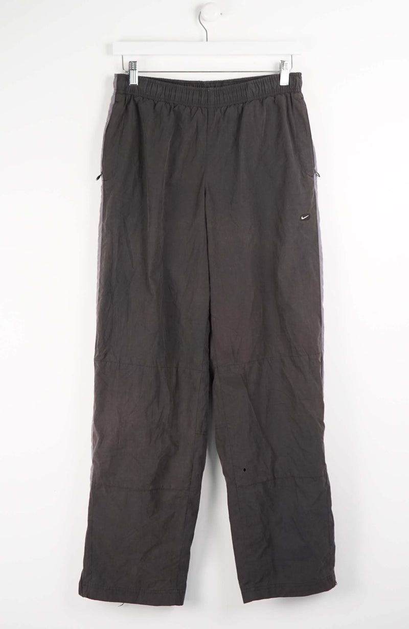 VINTAGE NIKE TRACK PANTS (M)