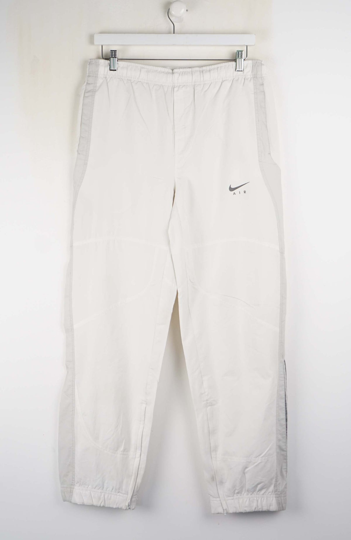 VINTAGE NIKE TRACK PANTS (M)