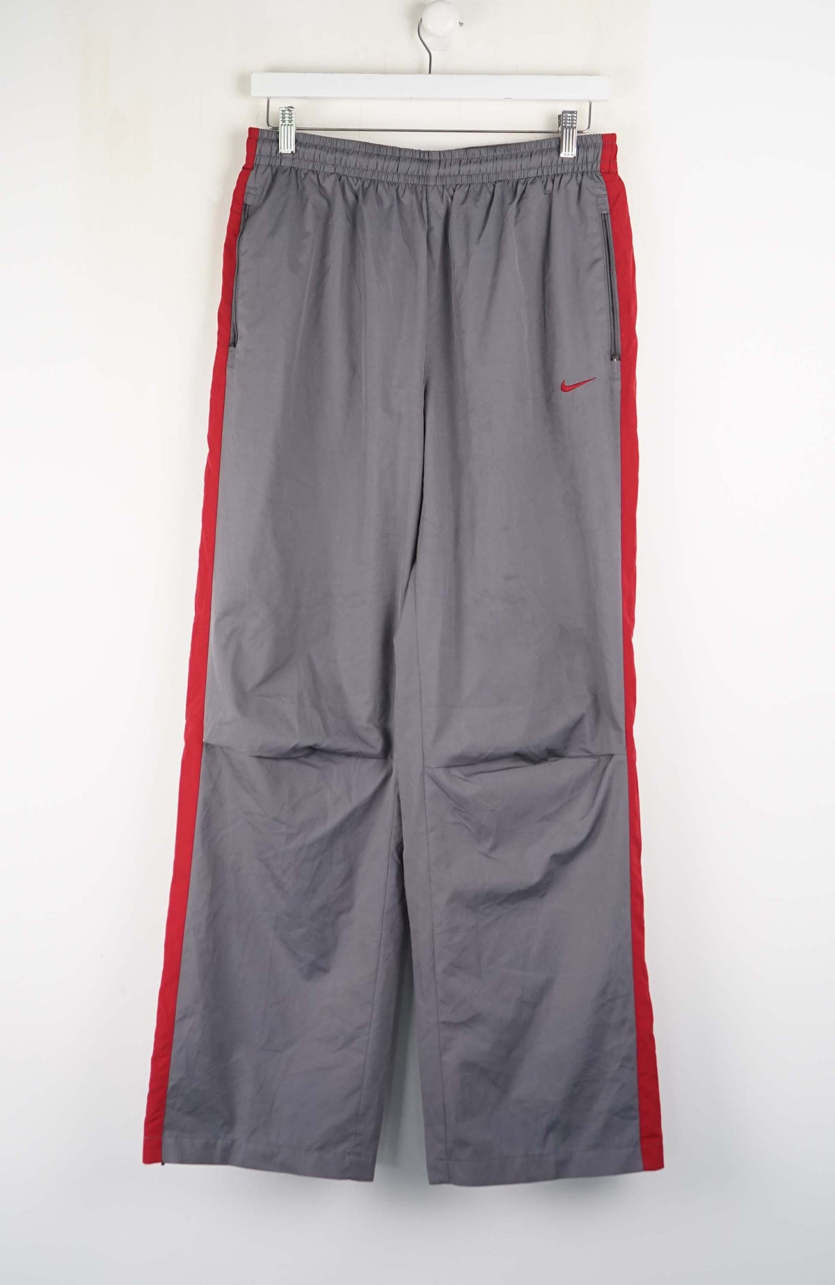 VINTAGE NIKE TRACK PANTS (M)