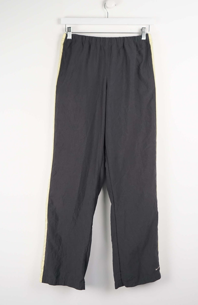 VINTAGE NIKE TRACK PANTS (S)