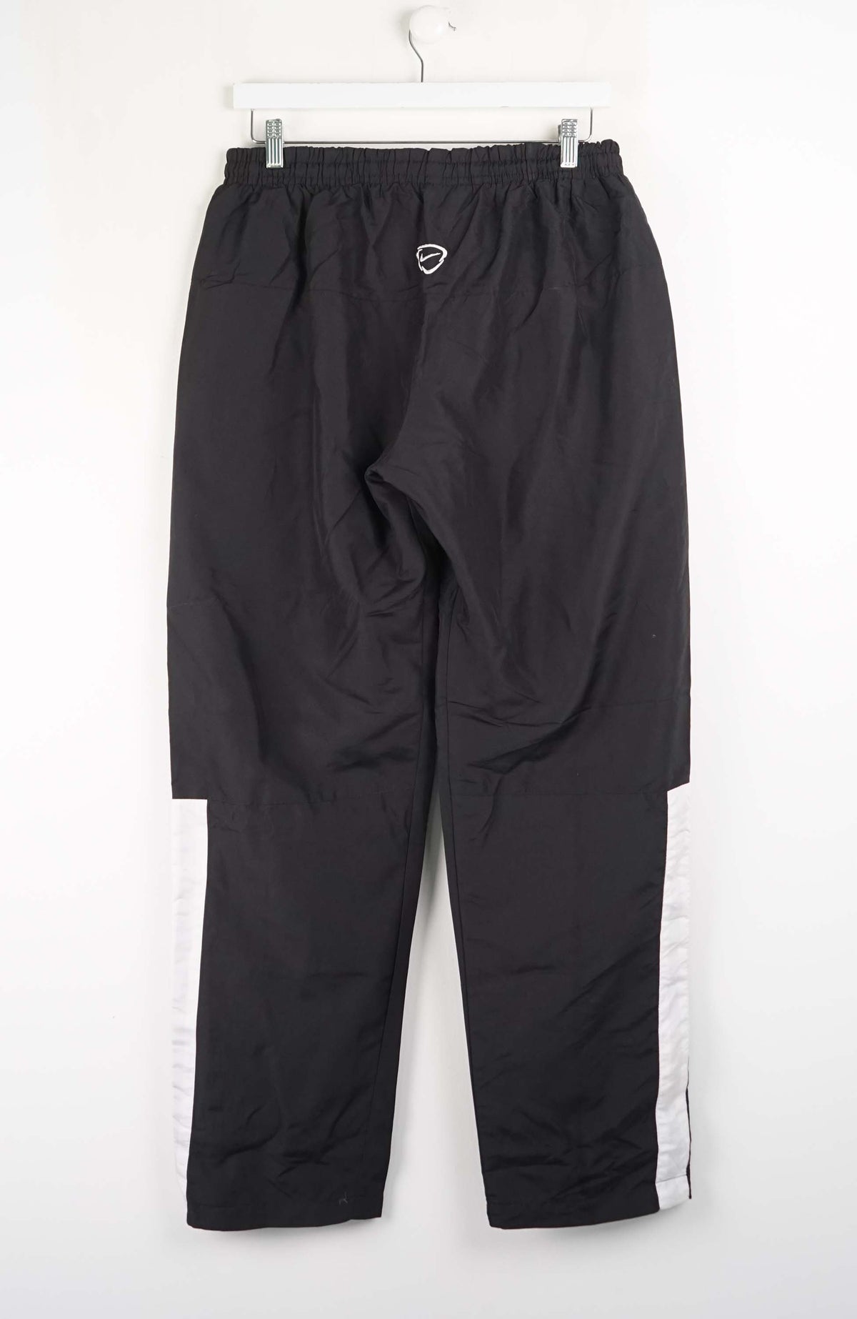 VINTAGE NIKE TRACK PANTS (M)