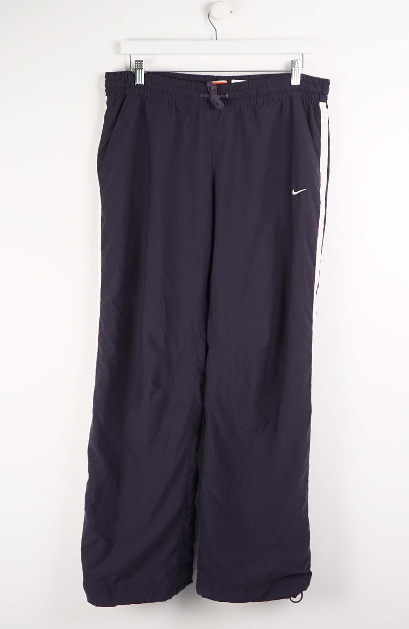 VINTAGE NIKE TRACK PANTS (XL)