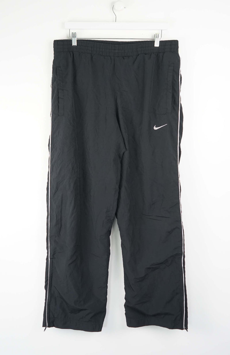 VINTAGE NIKE TRACK PANTS (XL)
