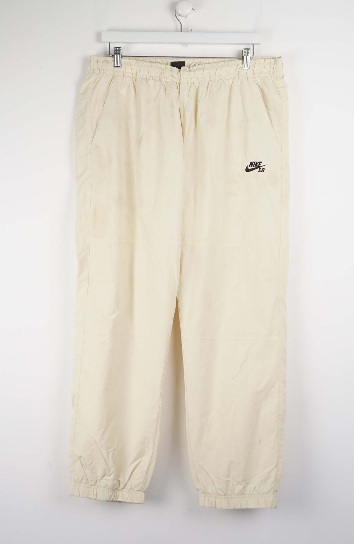 VINTAGE NIKE TRACK PANTS (XL)