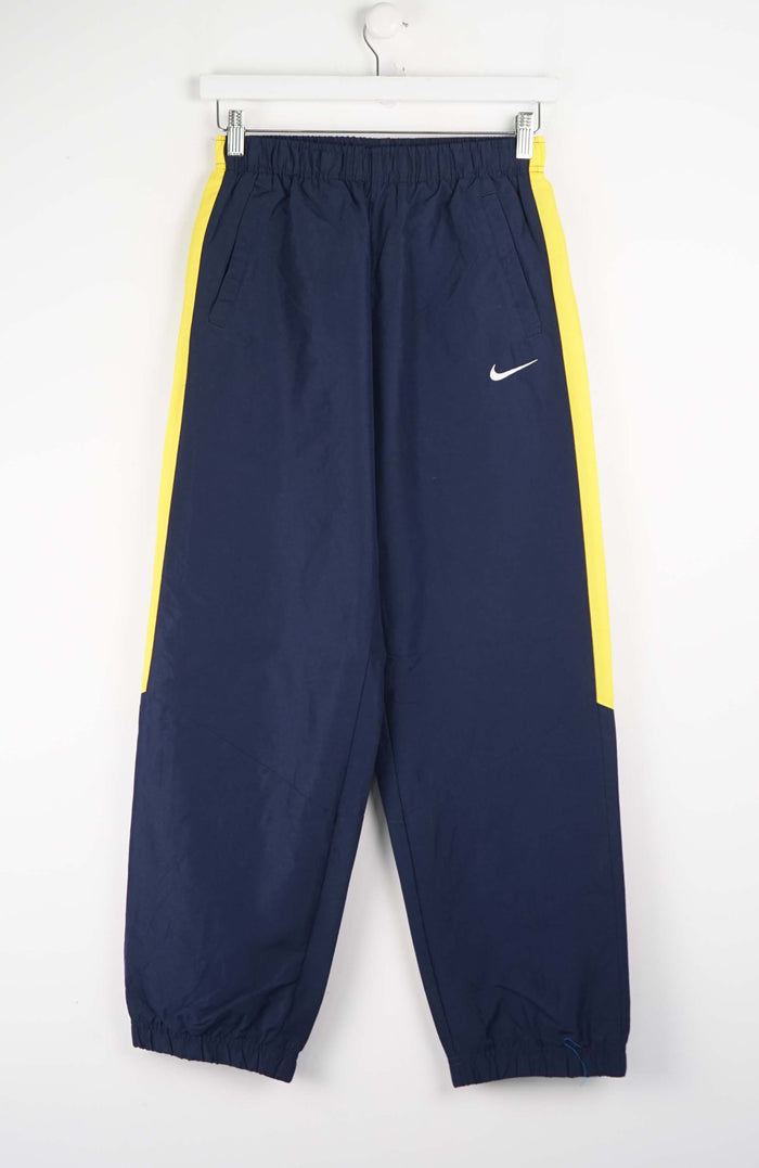 VINTAGE NIKE TRACK PANTS (S)