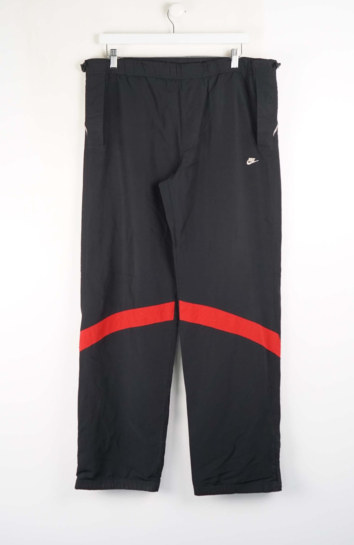 VINTAGE NIKE TRACK PANTS (XL)