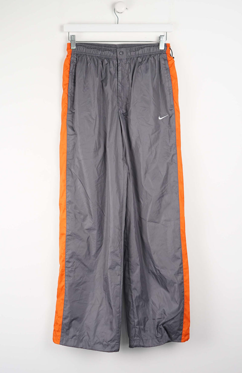 VINTAGE NIKE TRACK PANTS (S)