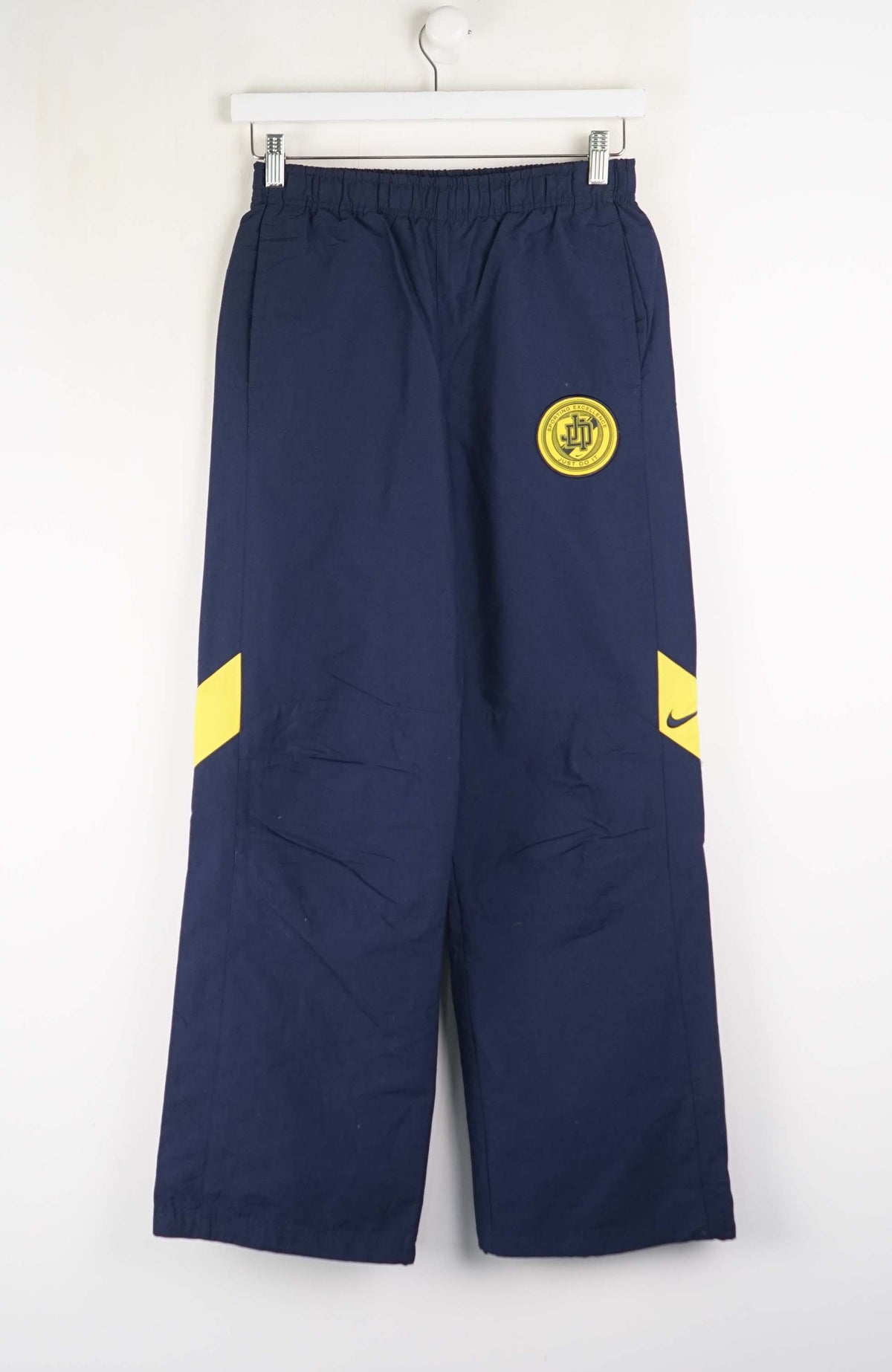 VINTAGE NIKE TRACK PANTS (S)