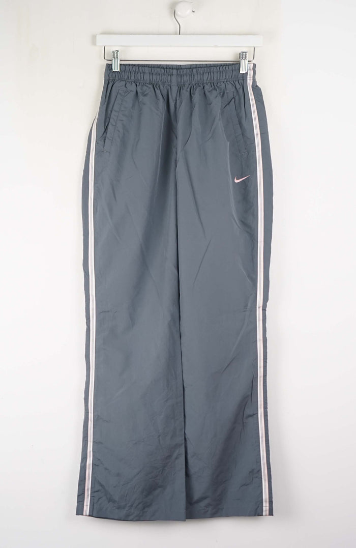 VINTAGE NIKE TRACK PANTS (S)