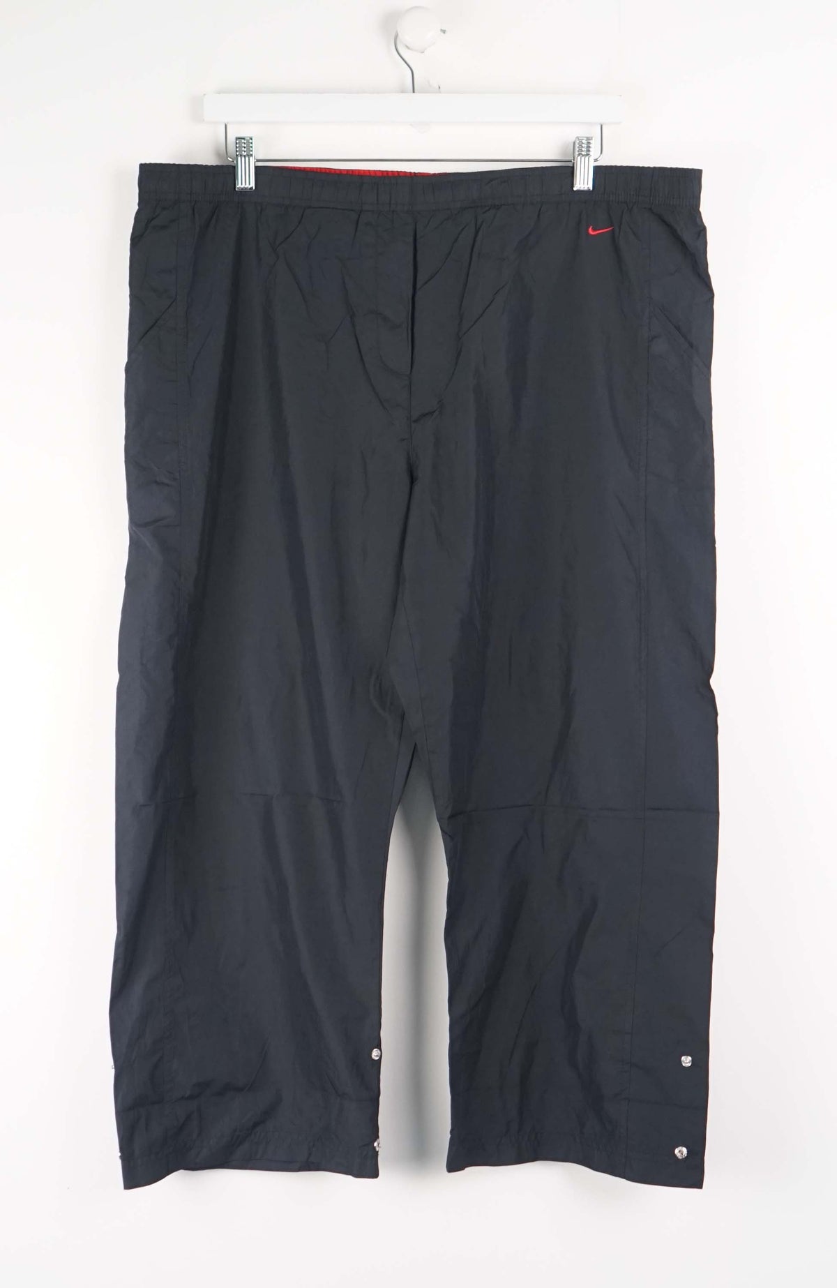VINTAGE NIKE 3/4 TRACK PANT SHORTS (XXL)
