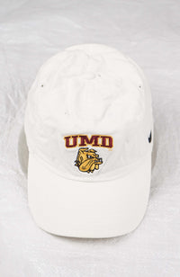 VINTAGE NIKE UMD HAT