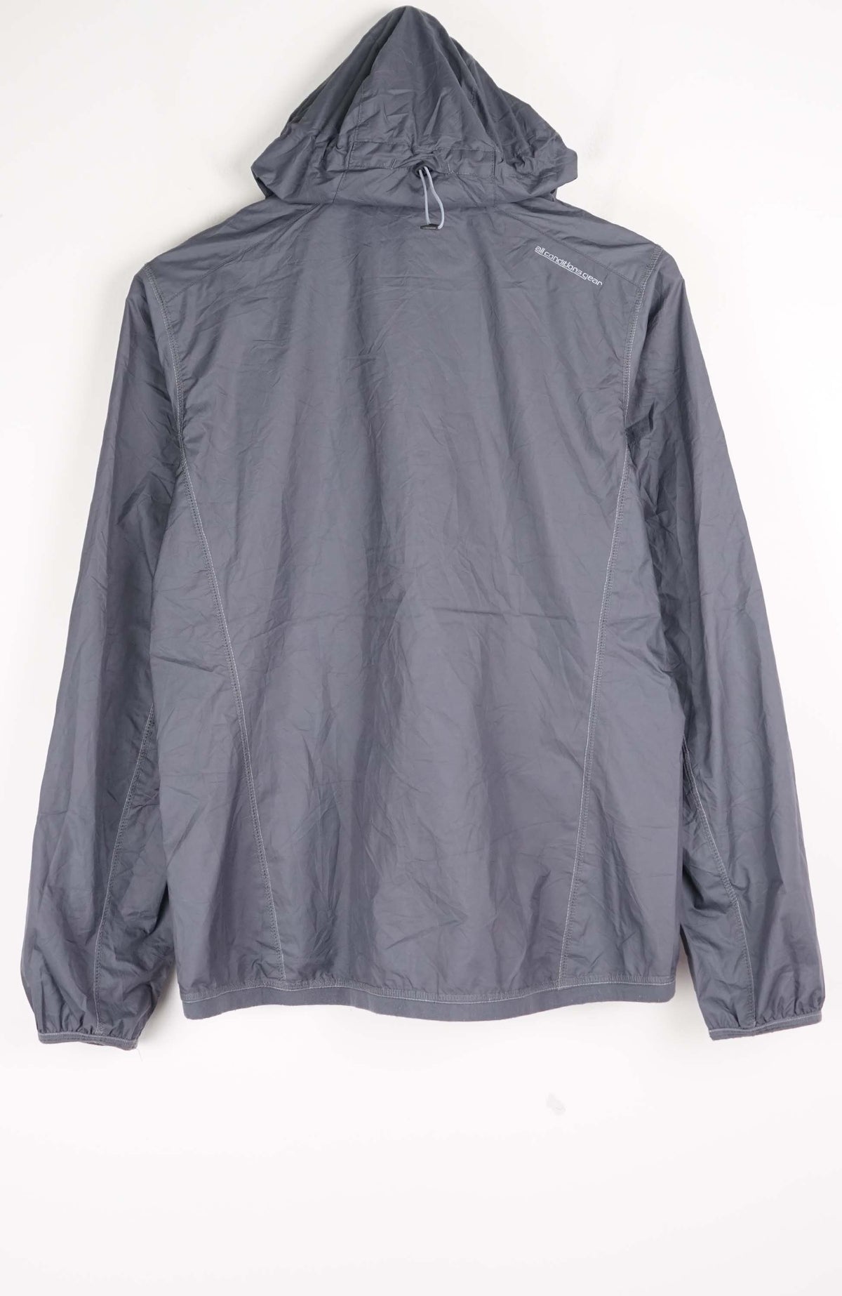 VINTAGE NIKE ACG WINDBREAKER (S)