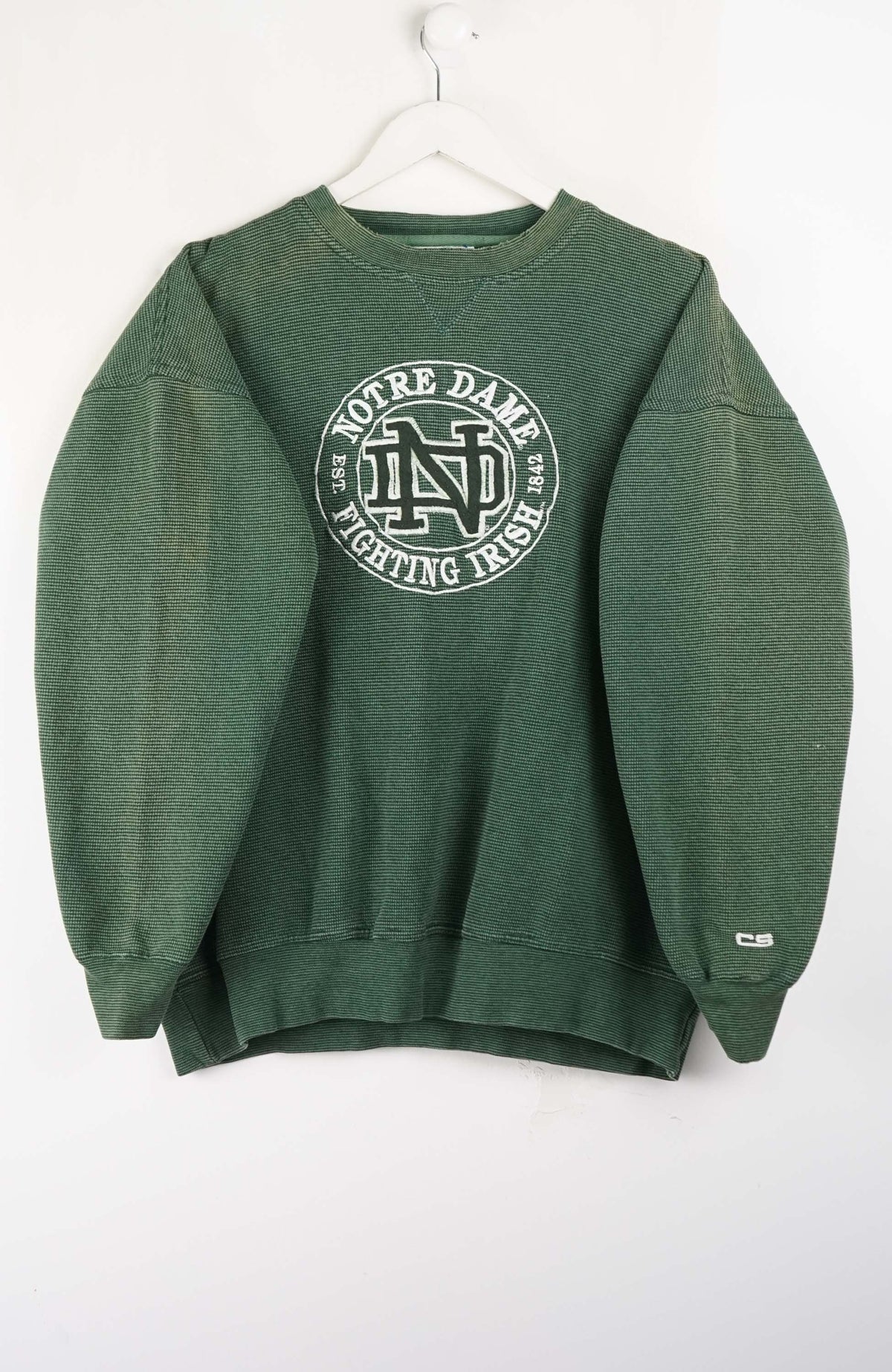 VINTAGE NOTRE DAME FIGHTING IRISH SWEATER (M)