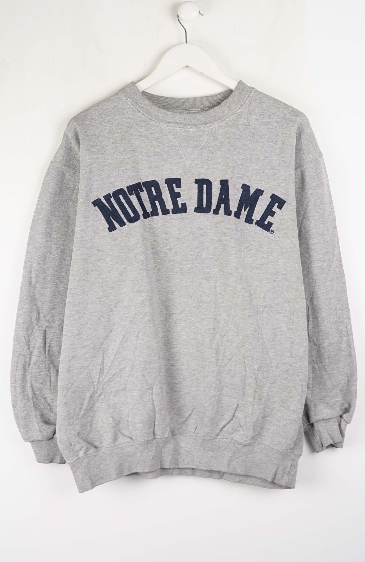 VINTAGE NOTRE DAME COLLEGE SWEATER (L)