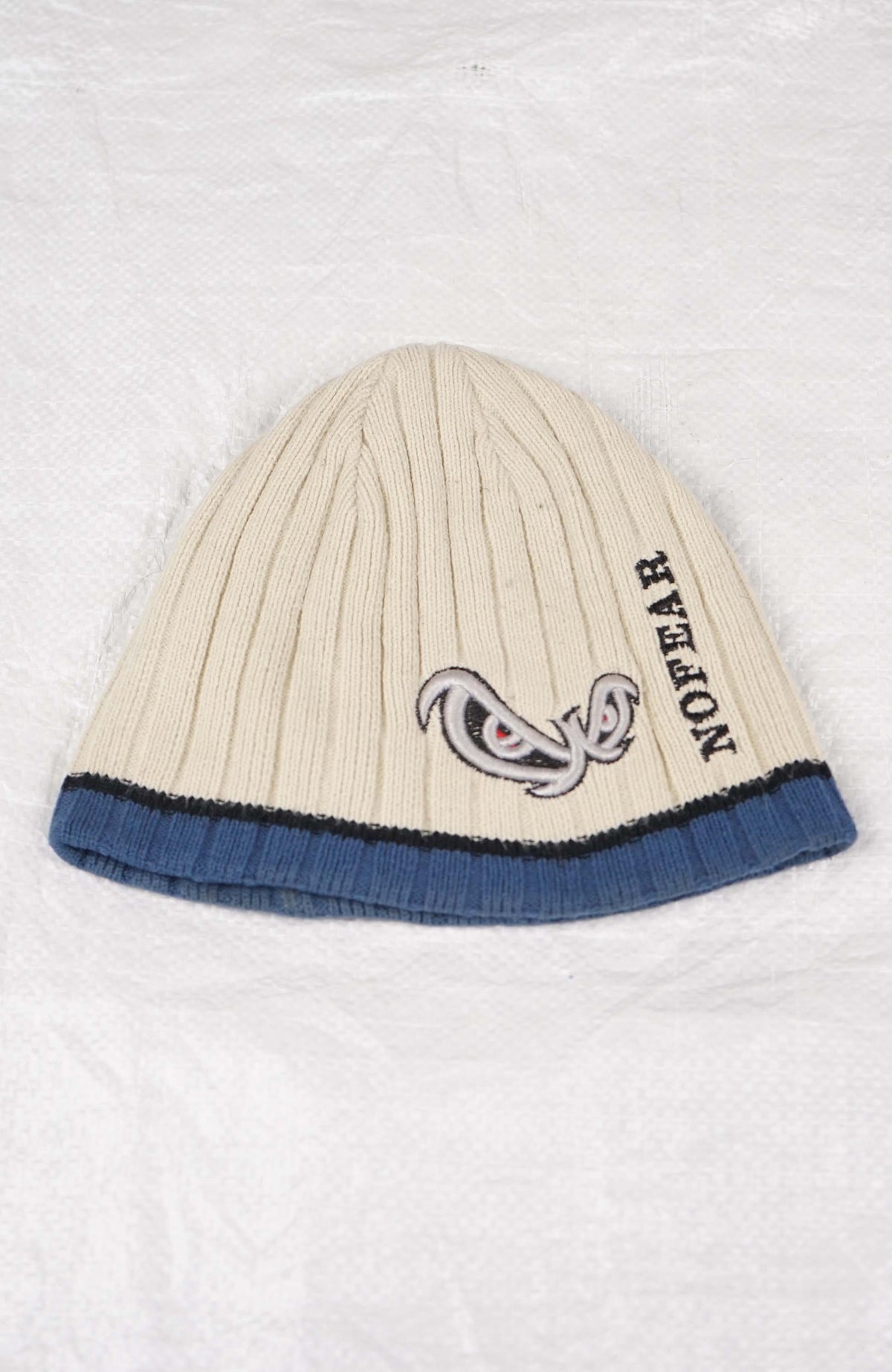 VINTAGE NO FEAR SKULL BEANIE