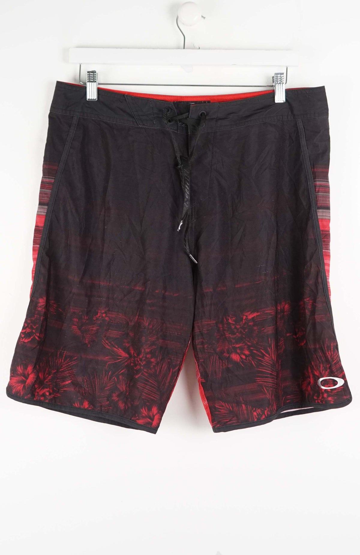 VINTAGE OAKLEY SURF BOARD SHORTS W35