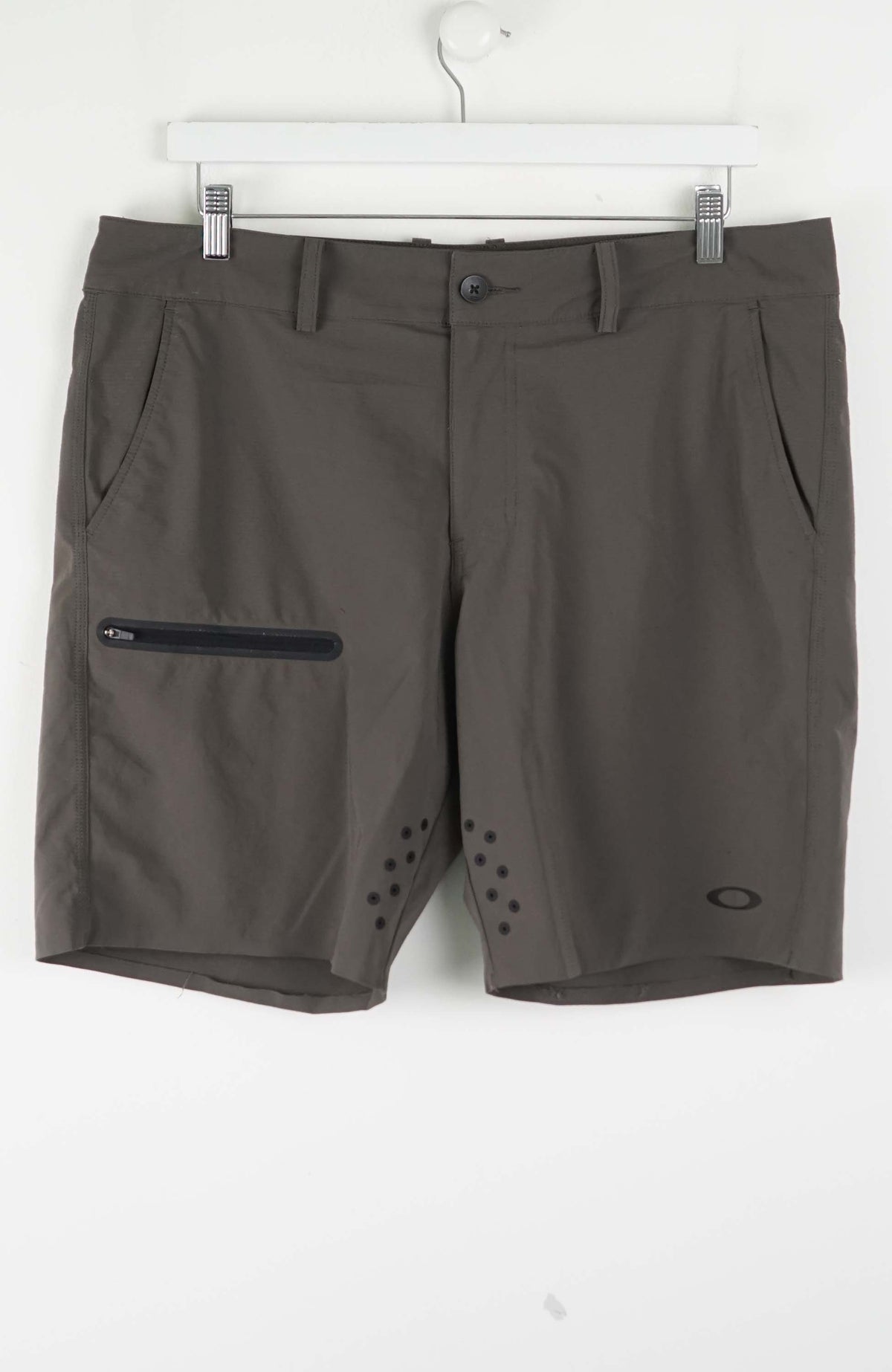 VINTAGE OAKLEY SHORTS W37