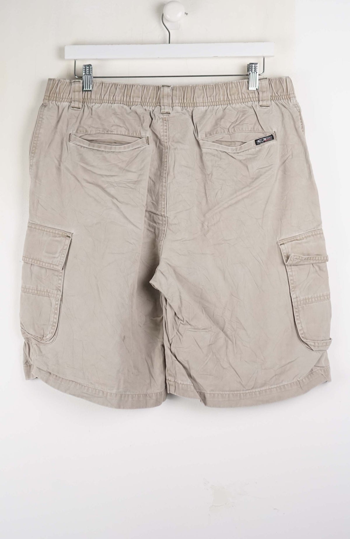 VINTAGE OCEAN PACIFIC SPORTS CARGO SHORTS W32