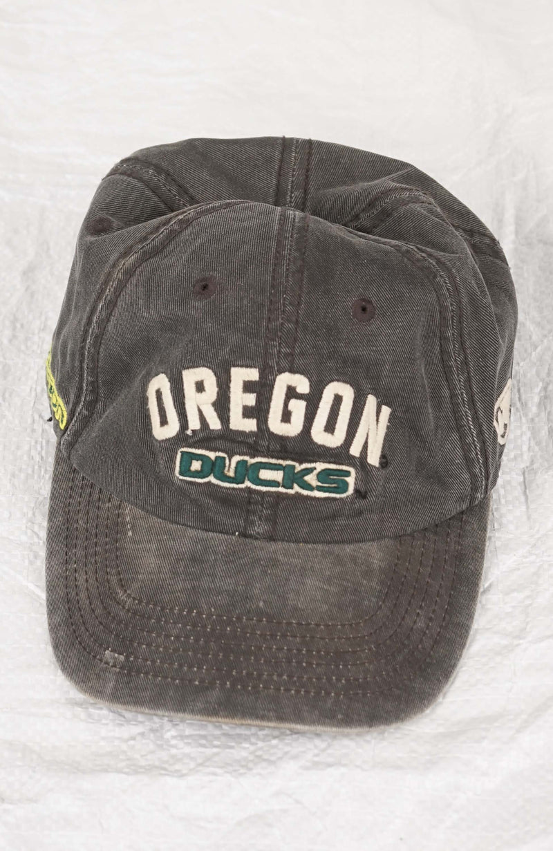 VINTAGE OREGON DUCKS HAT