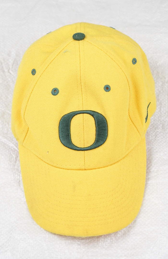 VINTAGE NIKE OREGON DUCKS HAT