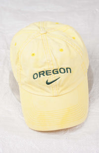 VINTAGE NIKE OREGON HAT