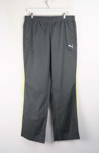 VINTAGE PUMA TRACK PANTS (L)