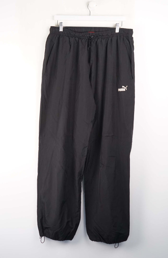 VINTAGE PUMA TRACK PANTS (XL)