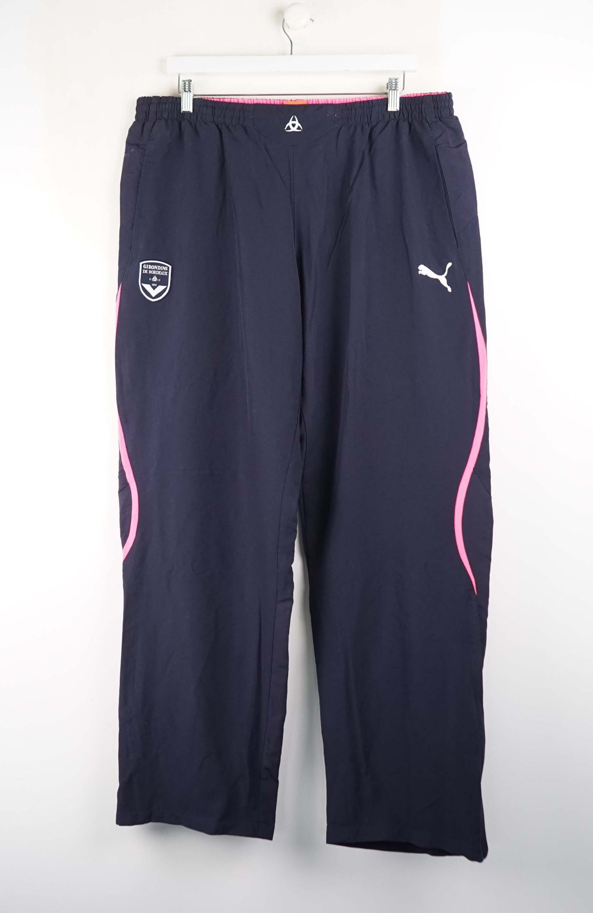 VINTAGE PUMA TRACK PANTS (XL)