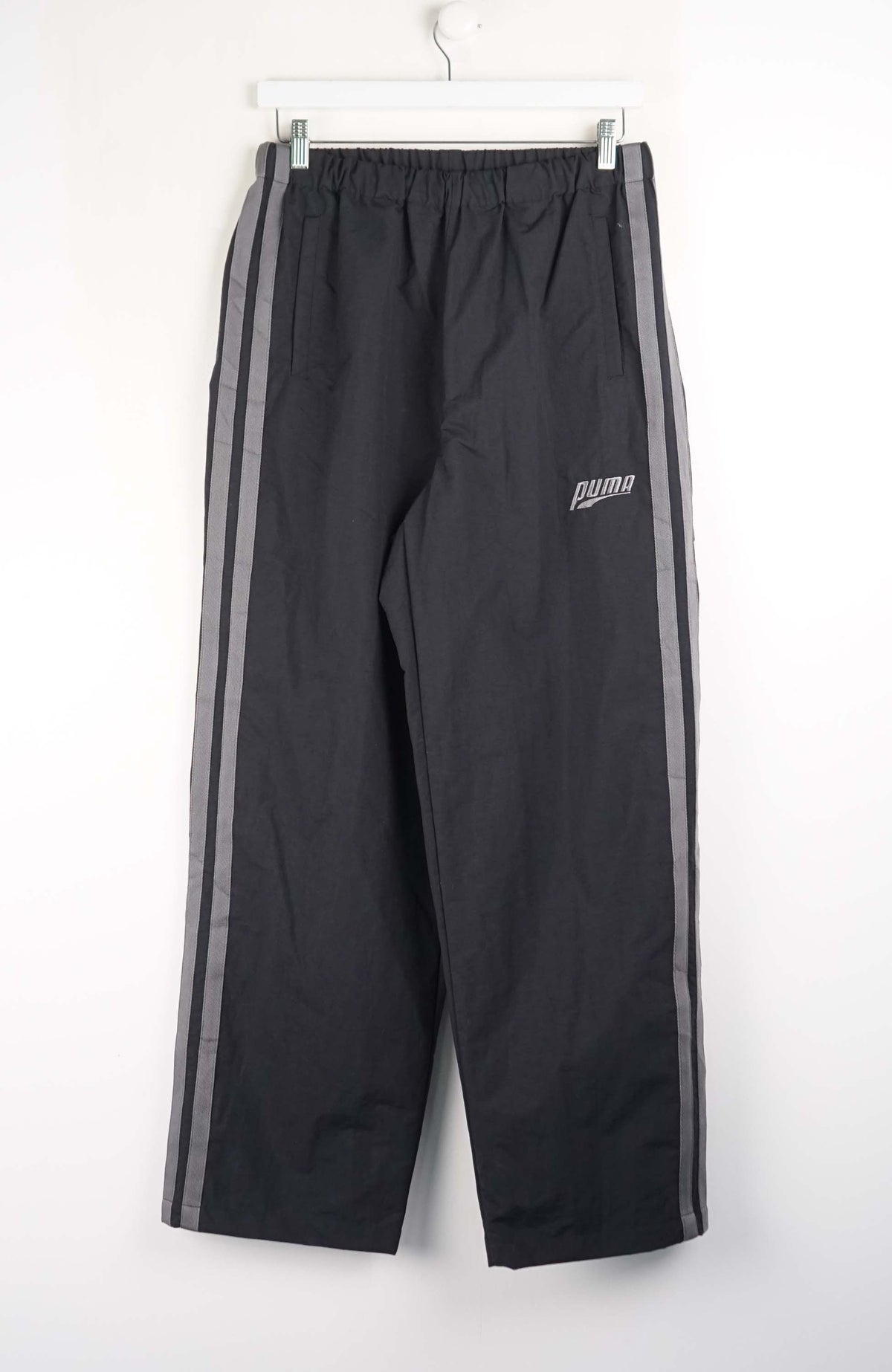 VINTAGE PUMA TRACK PANTS (M)