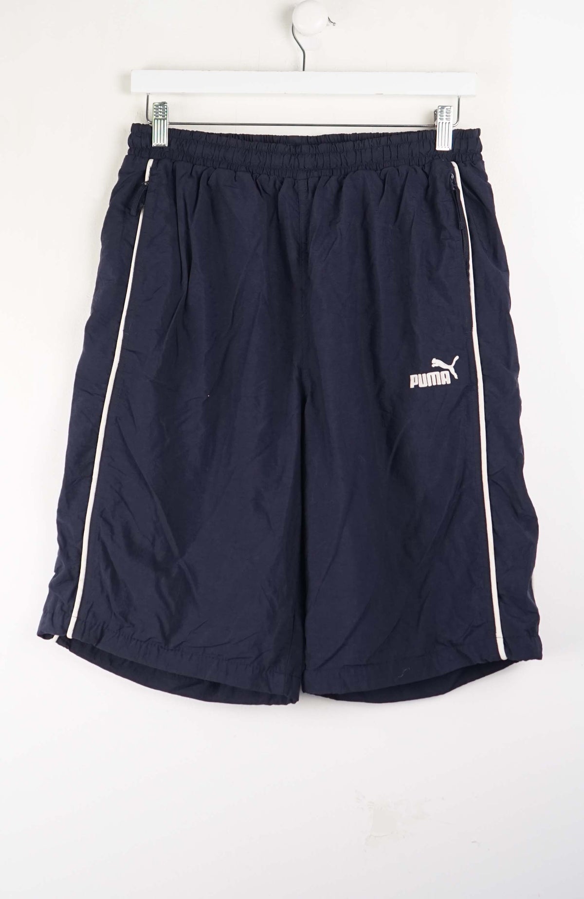 VINTAGE PUMA TRACK PANT SHORTS (M)