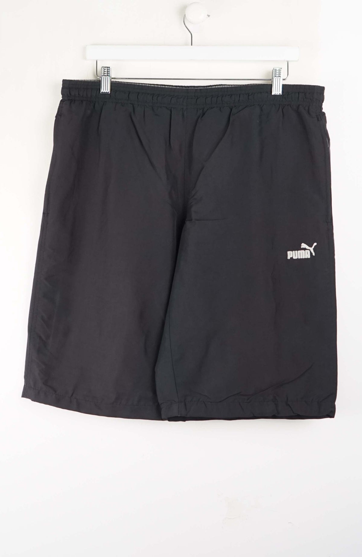 VINTAGE PUMA TRACK PANT SHORTS (XL)