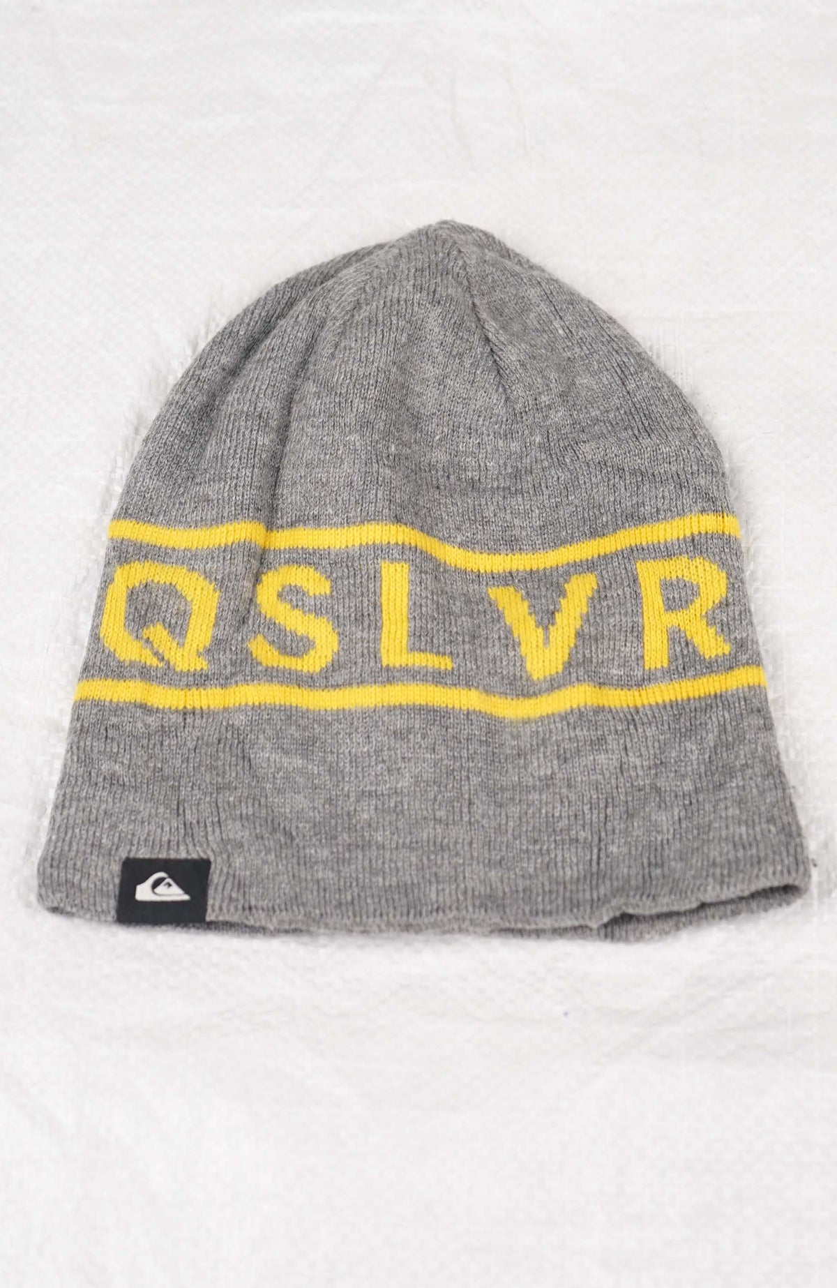 VINTAGE QUIKSILVER BEANIE