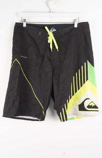 VINTAGE QUIKSILVER BOARD SHORTS W35