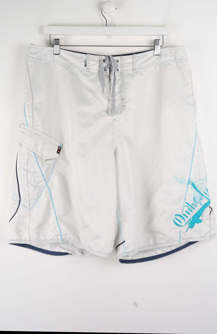 VINTAGE QUIKSILVER BOARD SHORTS W36