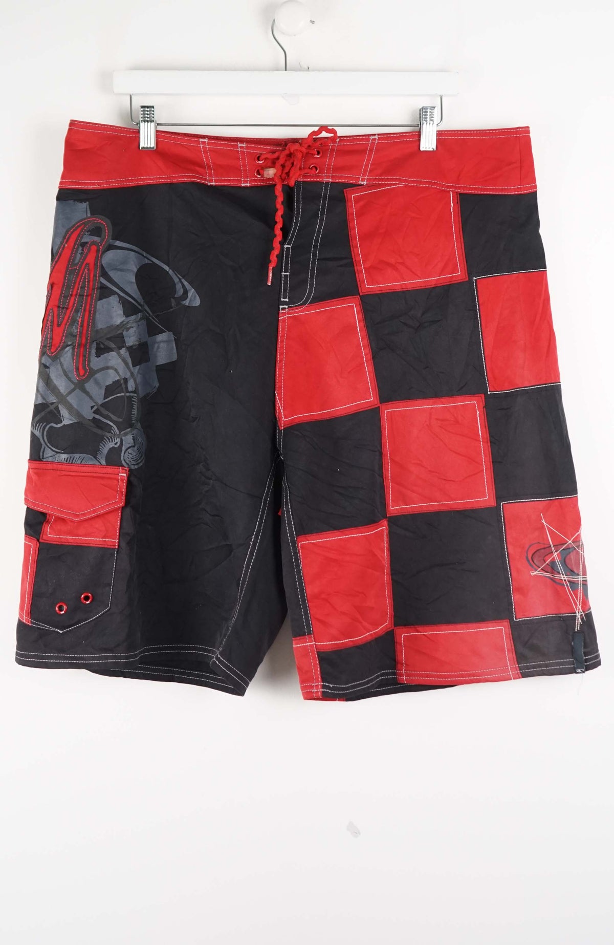 VINTAGE QUIKSILVER BOARD SHORTS W38
