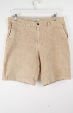 VINTAGE QUIKSILVER CARGO SHORTS W36