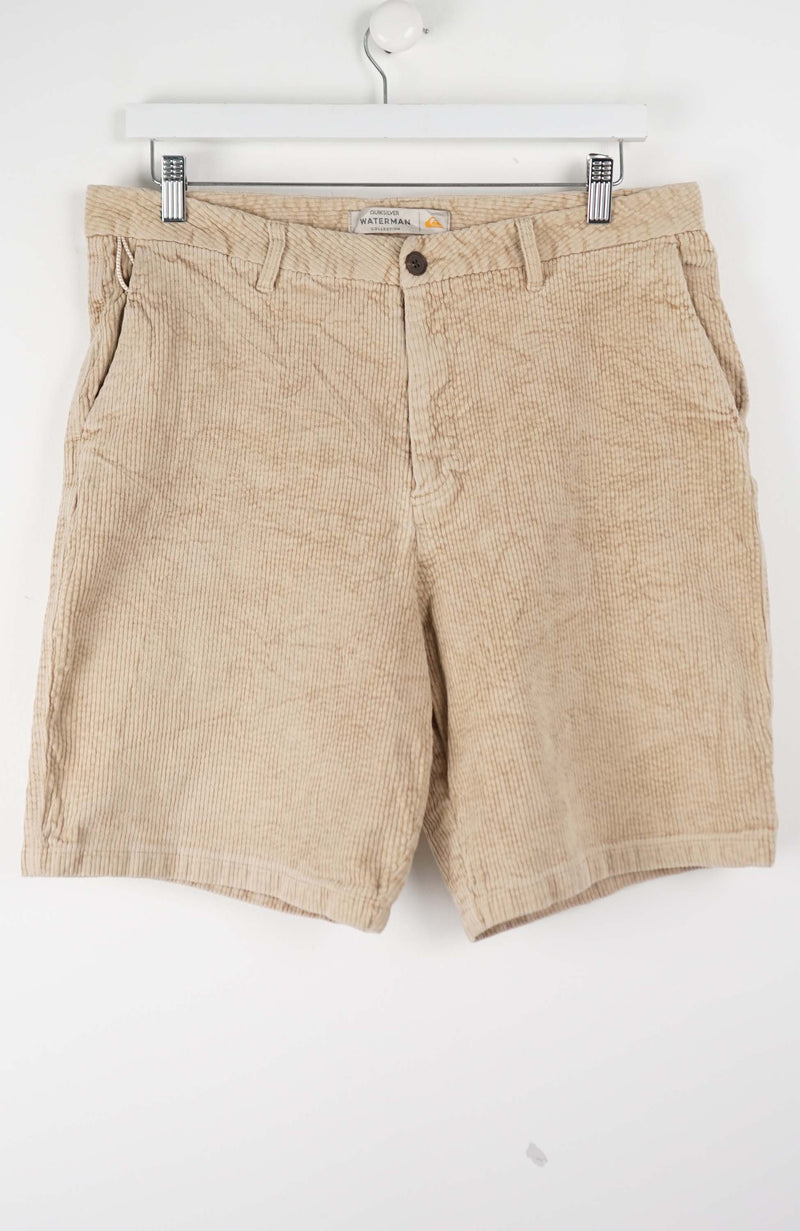 VINTAGE QUIKSILVER CARGO SHORTS W36