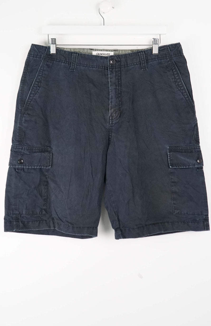 VINTAGE QUIKSILVER CARGO SHORTS W36