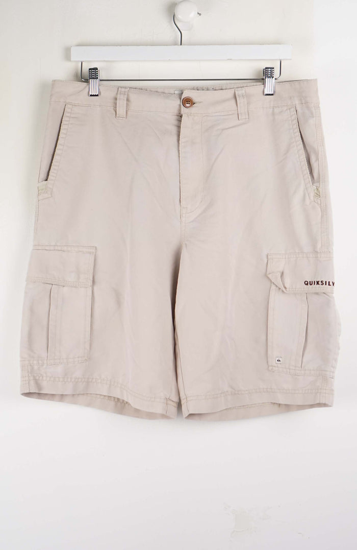 VINTAGE QUIKSILVER CARGO SHORTS W36